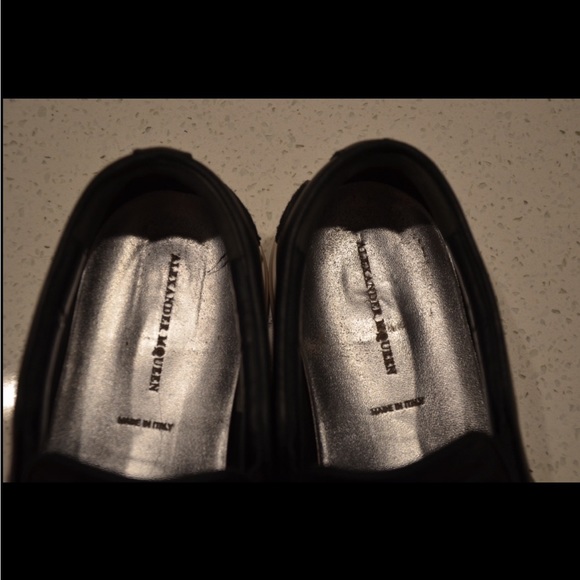 Alexander McQueen size 12 - Picture 2 of 3